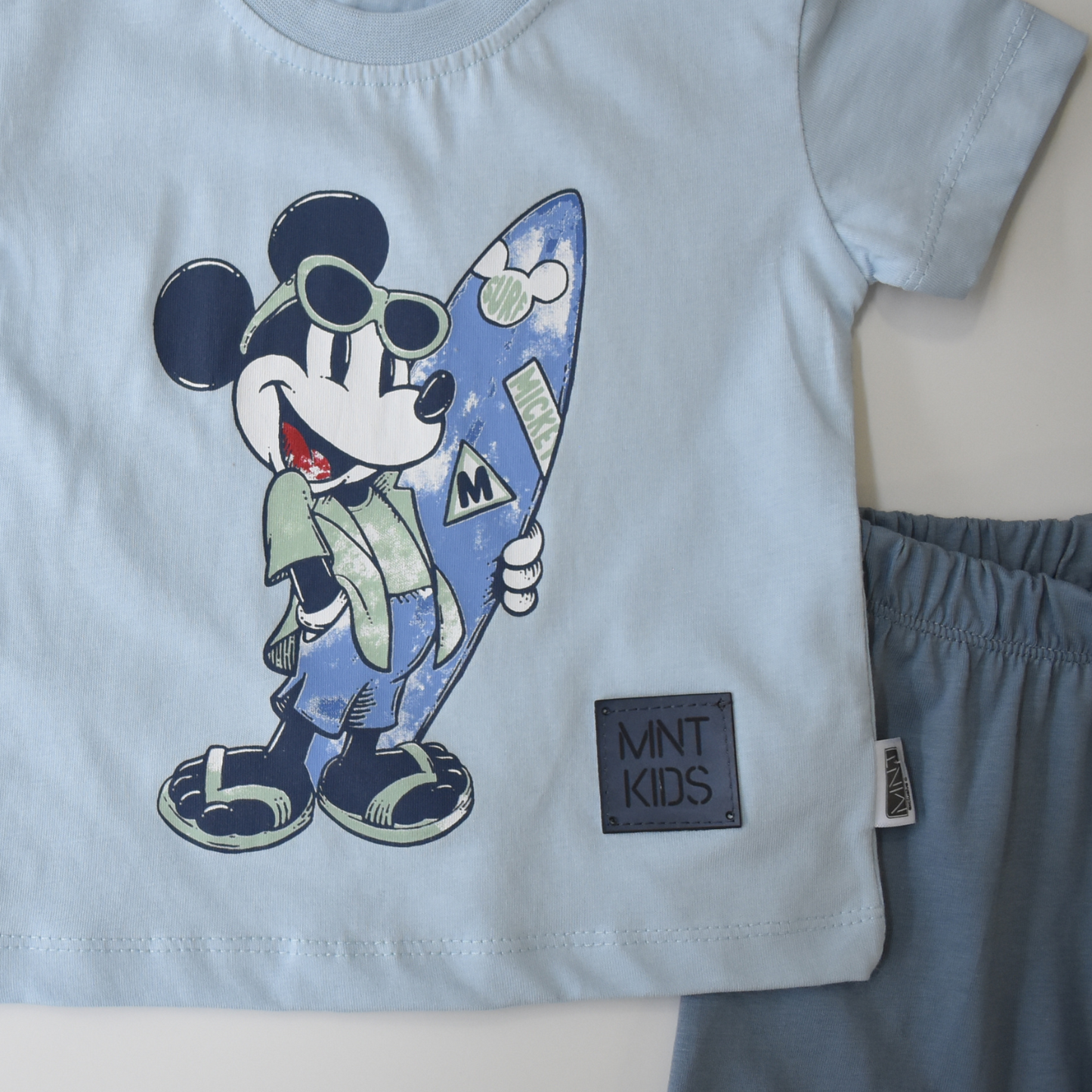 Surfer Mouse Casual Short Set-4