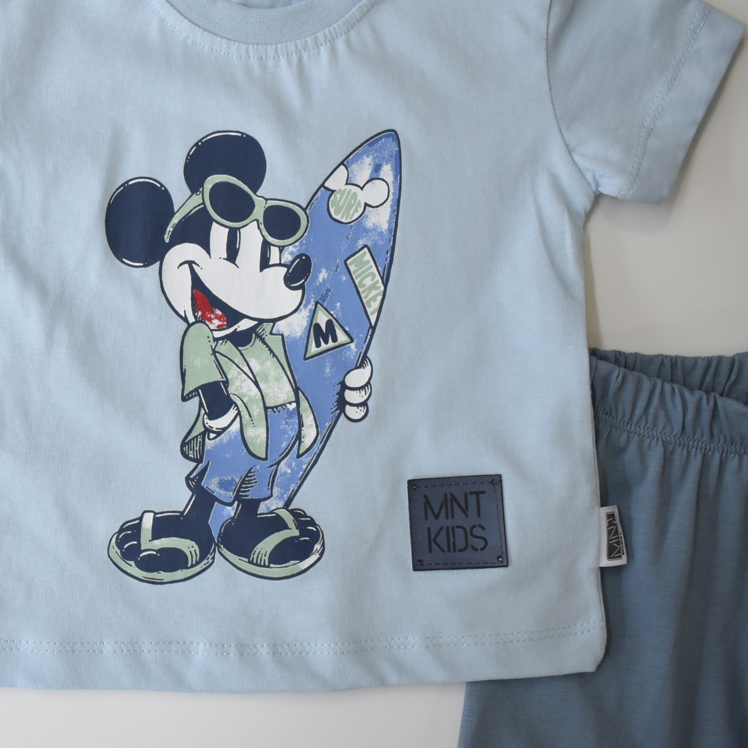 Surfer Mouse Casual Short Set-4